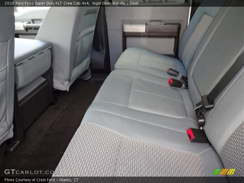 Rear Seat of 2016 F350 Super Duty XLT Crew Cab 4x4