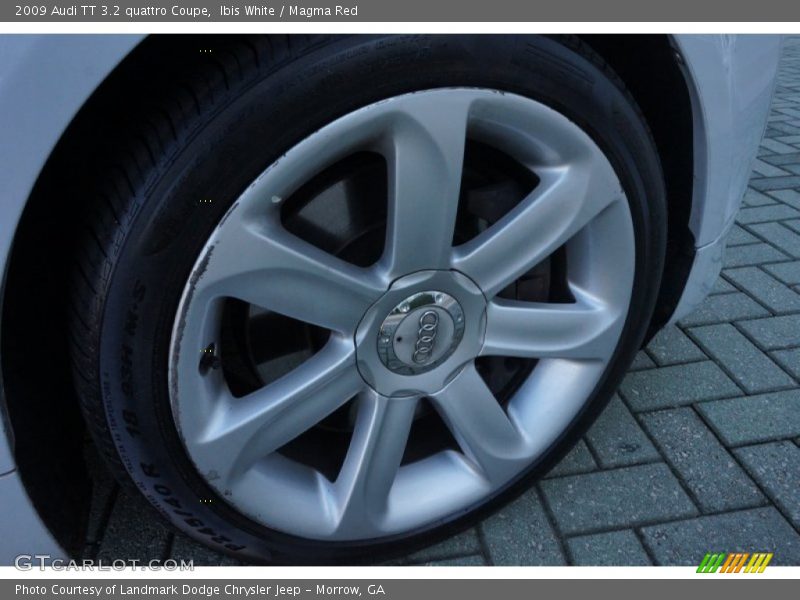 Ibis White / Magma Red 2009 Audi TT 3.2 quattro Coupe