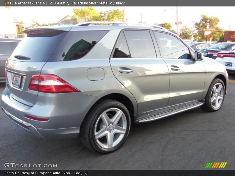 Palladium Silver Metallic / Black 2013 Mercedes-Benz ML 550 4Matic