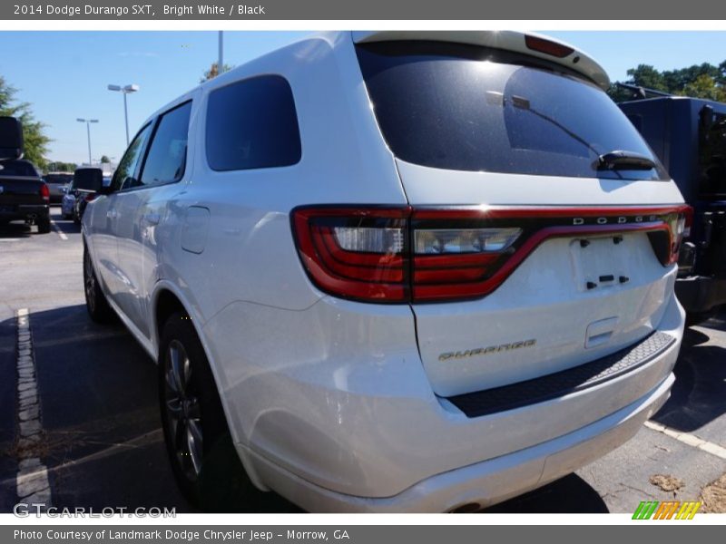Bright White / Black 2014 Dodge Durango SXT