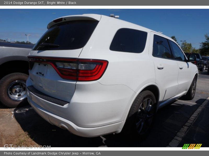 Bright White / Black 2014 Dodge Durango SXT