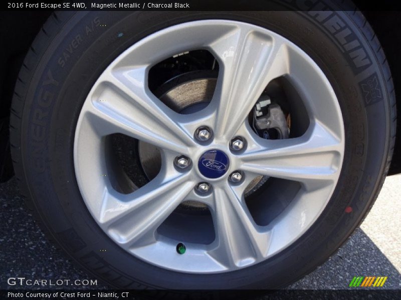 Magnetic Metallic / Charcoal Black 2016 Ford Escape SE 4WD
