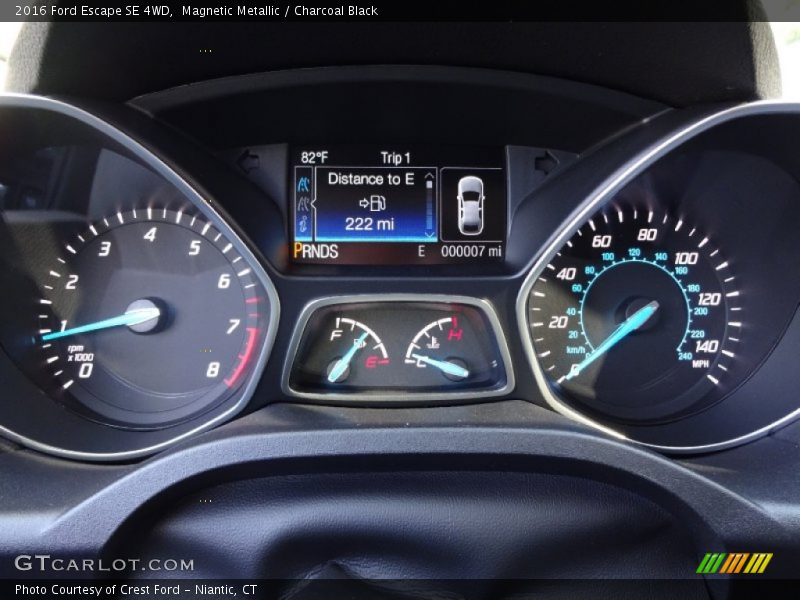 Magnetic Metallic / Charcoal Black 2016 Ford Escape SE 4WD