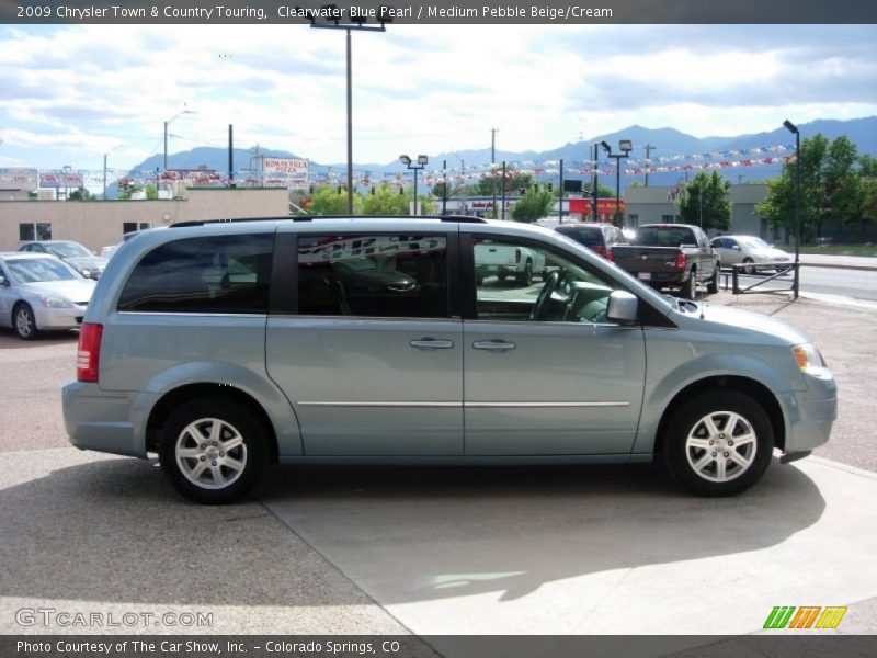 Clearwater Blue Pearl / Medium Pebble Beige/Cream 2009 Chrysler Town & Country Touring