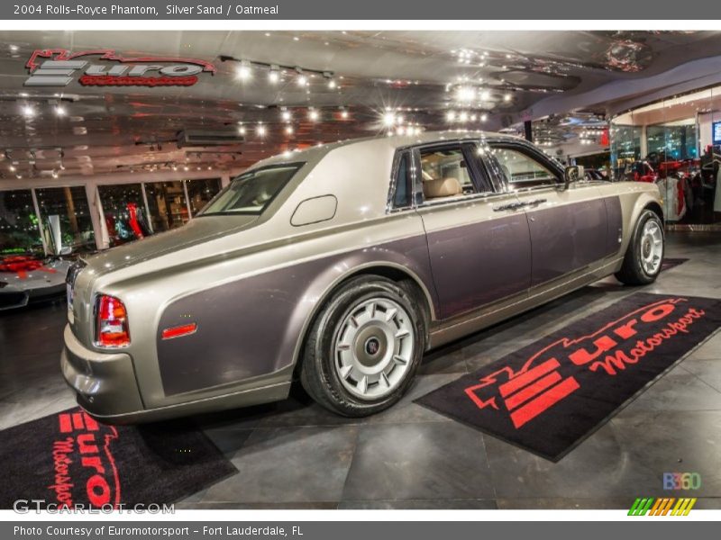 Silver Sand / Oatmeal 2004 Rolls-Royce Phantom