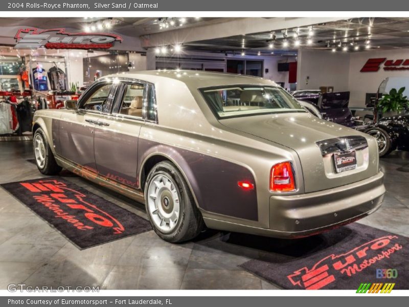 Silver Sand / Oatmeal 2004 Rolls-Royce Phantom