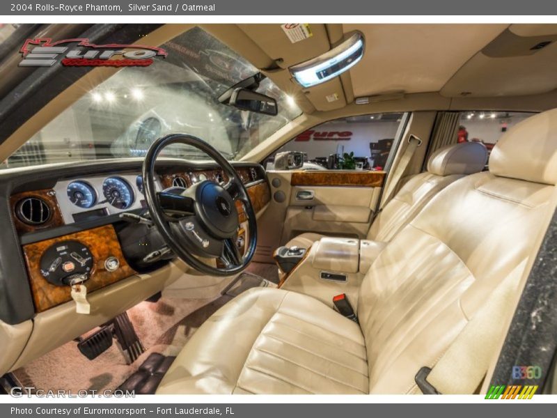 Silver Sand / Oatmeal 2004 Rolls-Royce Phantom
