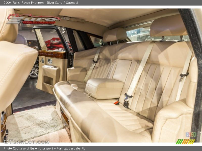 Silver Sand / Oatmeal 2004 Rolls-Royce Phantom