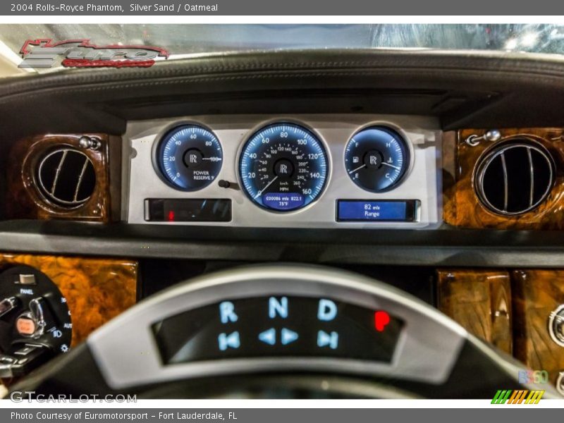 Silver Sand / Oatmeal 2004 Rolls-Royce Phantom