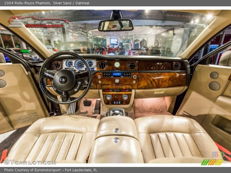 Silver Sand / Oatmeal 2004 Rolls-Royce Phantom