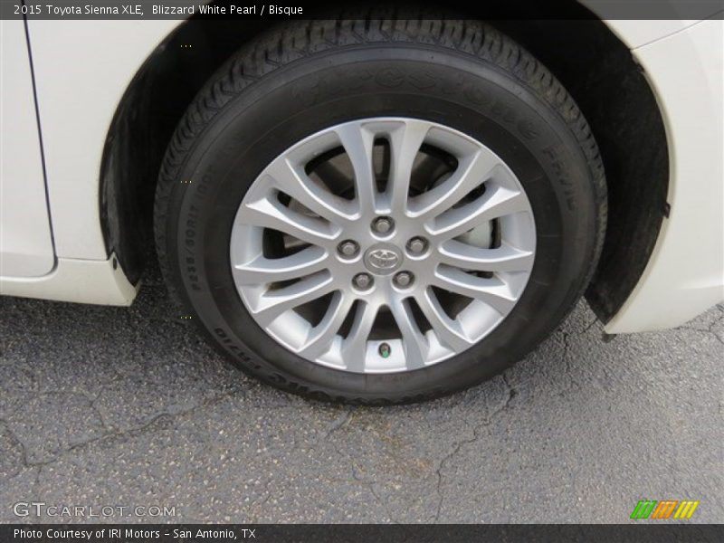 Blizzard White Pearl / Bisque 2015 Toyota Sienna XLE