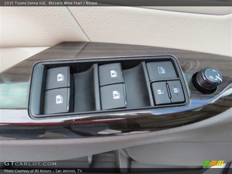Blizzard White Pearl / Bisque 2015 Toyota Sienna XLE