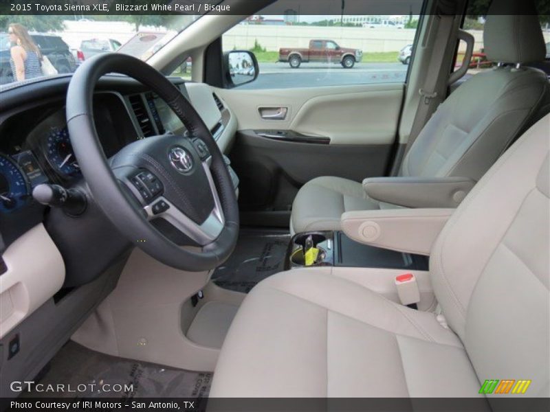 Blizzard White Pearl / Bisque 2015 Toyota Sienna XLE