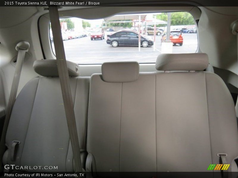 Blizzard White Pearl / Bisque 2015 Toyota Sienna XLE