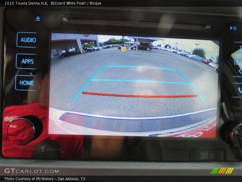 Blizzard White Pearl / Bisque 2015 Toyota Sienna XLE