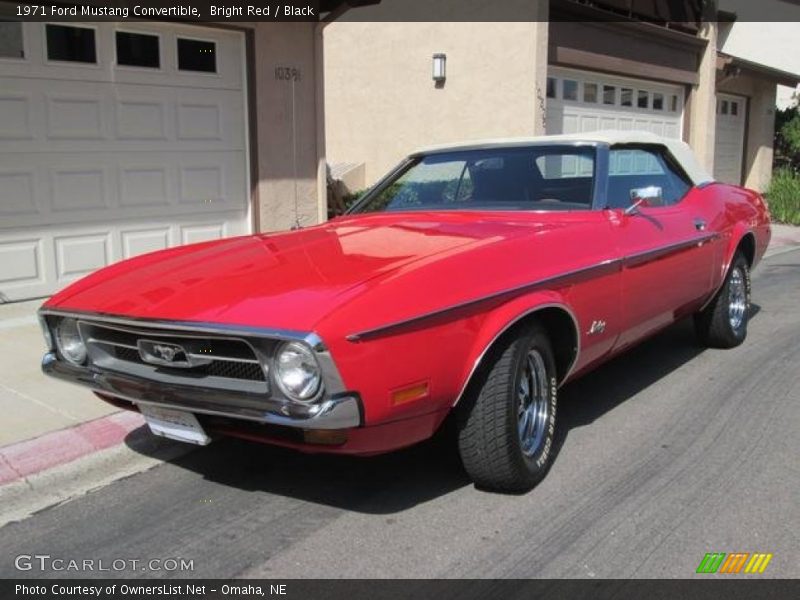 Front 3/4 View of 1971 Mustang Convertible