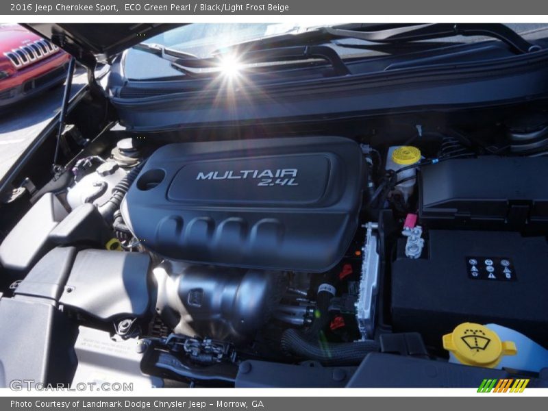 ECO Green Pearl / Black/Light Frost Beige 2016 Jeep Cherokee Sport