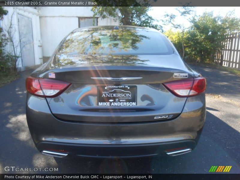 Granite Crystal Metallic / Black 2015 Chrysler 200 S
