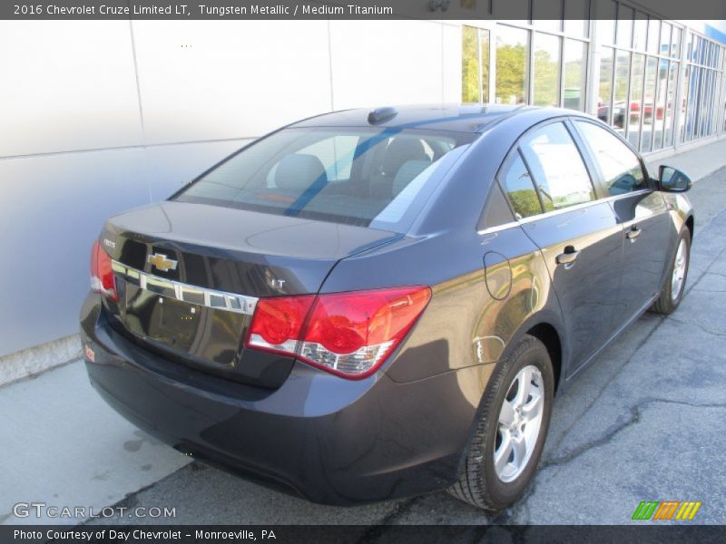 Tungsten Metallic / Medium Titanium 2016 Chevrolet Cruze Limited LT