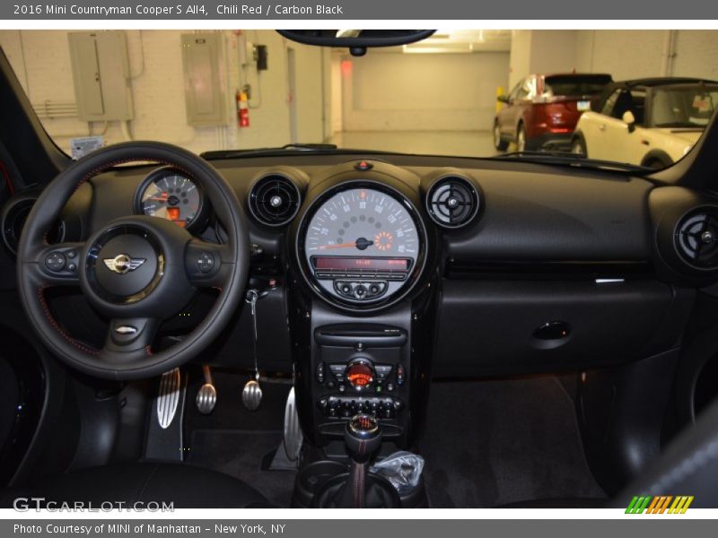 Chili Red / Carbon Black 2016 Mini Countryman Cooper S All4