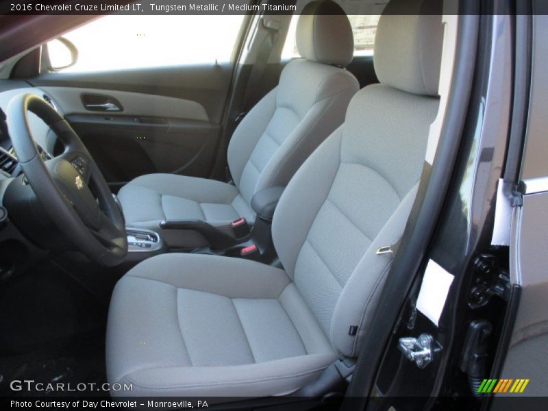 Tungsten Metallic / Medium Titanium 2016 Chevrolet Cruze Limited LT