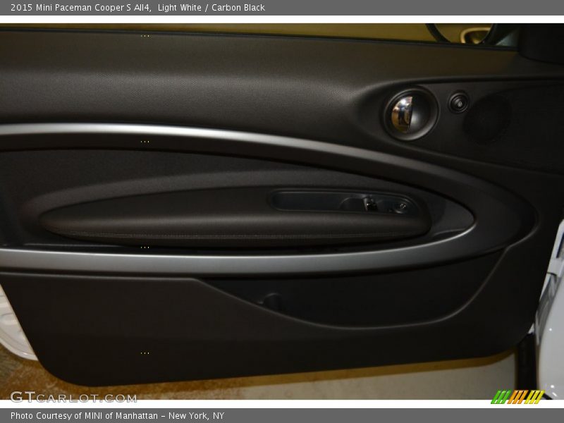 Light White / Carbon Black 2015 Mini Paceman Cooper S All4