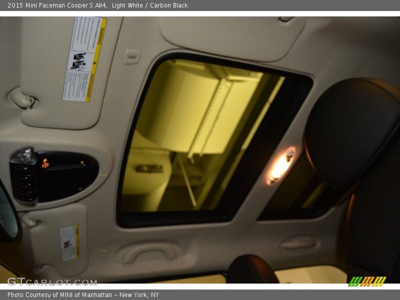 Light White / Carbon Black 2015 Mini Paceman Cooper S All4
