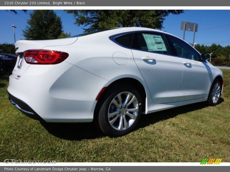 Bright White / Black 2016 Chrysler 200 Limited