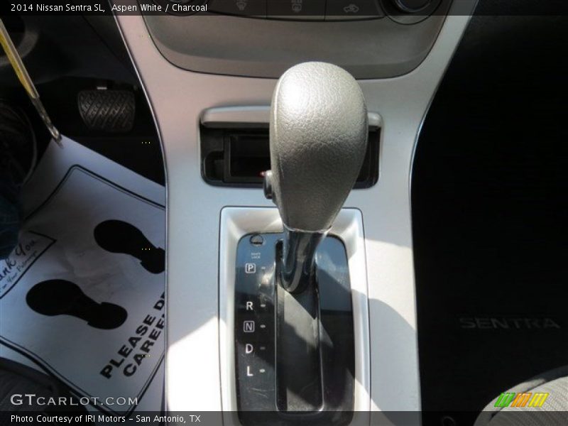 Aspen White / Charcoal 2014 Nissan Sentra SL