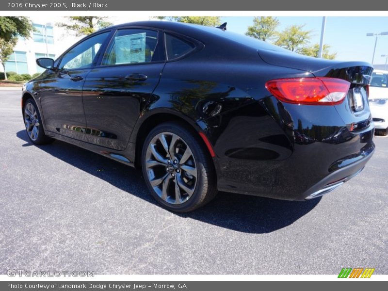 Black / Black 2016 Chrysler 200 S