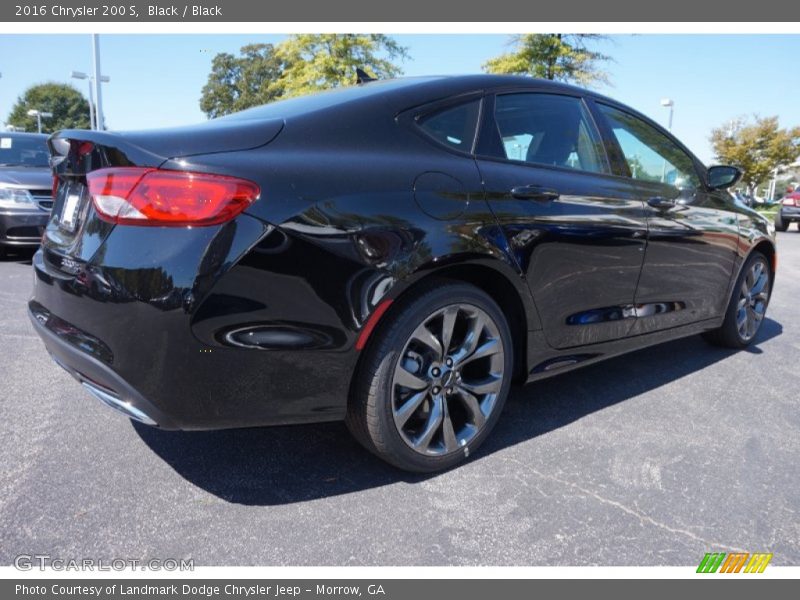 Black / Black 2016 Chrysler 200 S