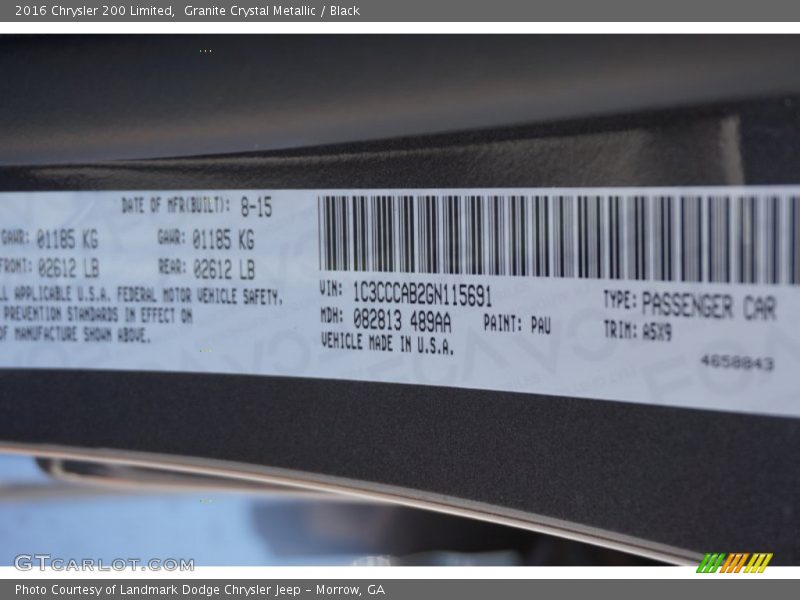 Granite Crystal Metallic / Black 2016 Chrysler 200 Limited