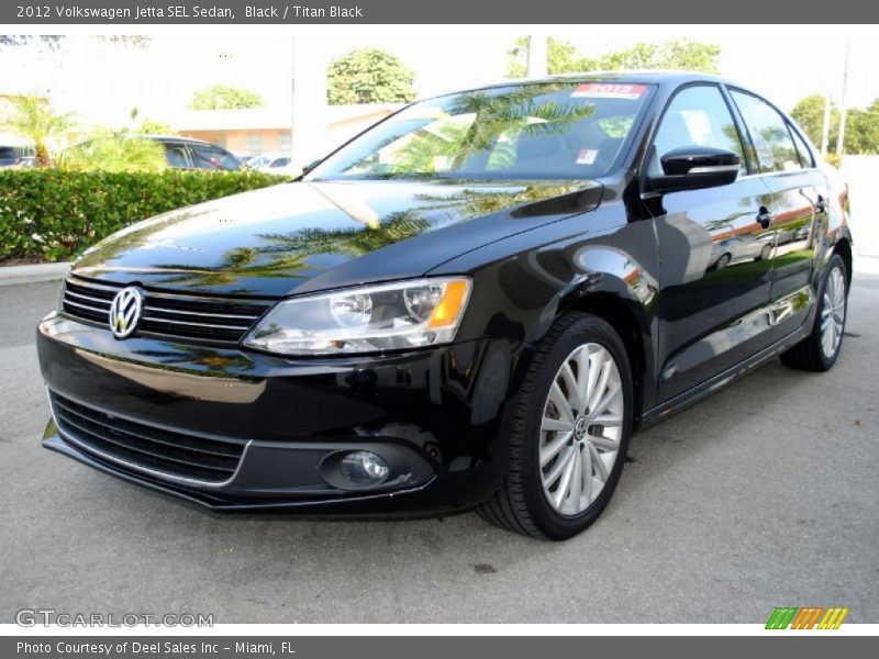 Black / Titan Black 2012 Volkswagen Jetta SEL Sedan