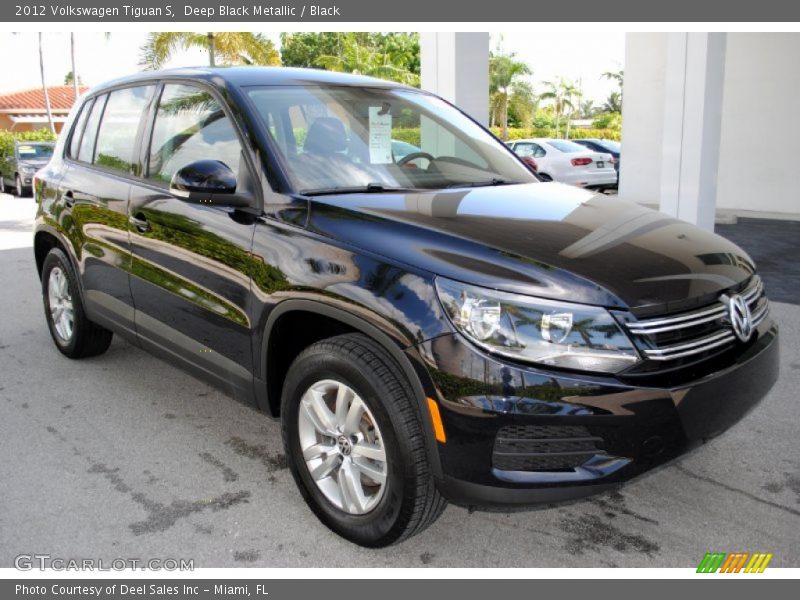 Deep Black Metallic / Black 2012 Volkswagen Tiguan S