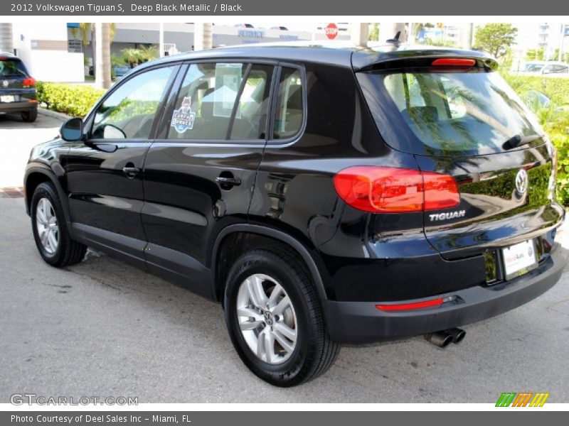 Deep Black Metallic / Black 2012 Volkswagen Tiguan S
