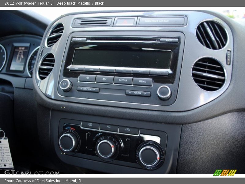 Deep Black Metallic / Black 2012 Volkswagen Tiguan S