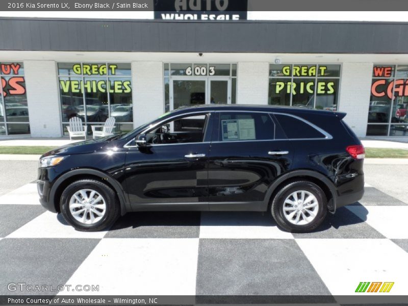 Ebony Black / Satin Black 2016 Kia Sorento LX