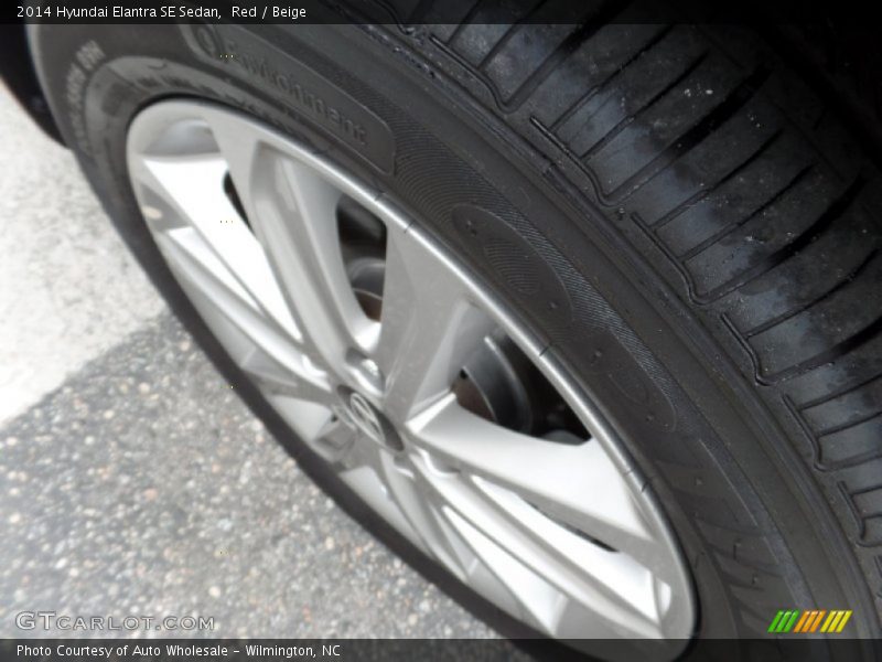 Red / Beige 2014 Hyundai Elantra SE Sedan