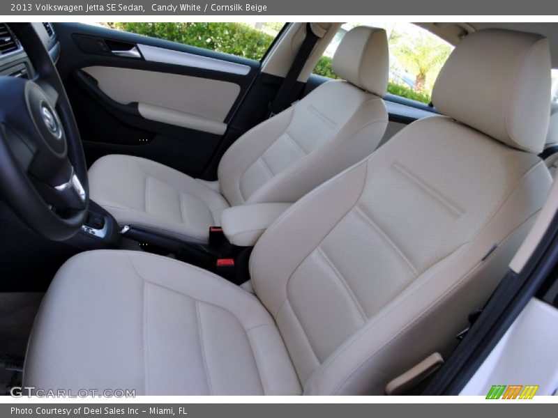 Candy White / Cornsilk Beige 2013 Volkswagen Jetta SE Sedan