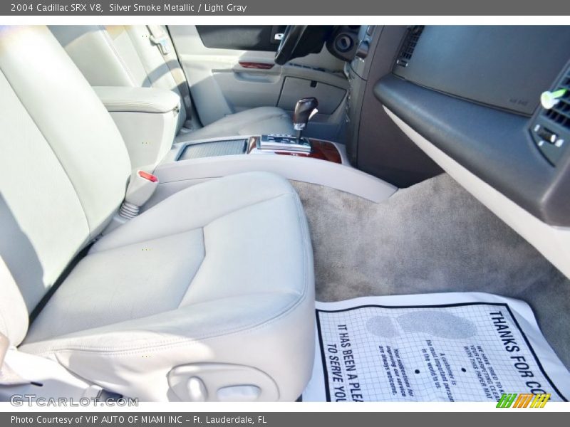Silver Smoke Metallic / Light Gray 2004 Cadillac SRX V8