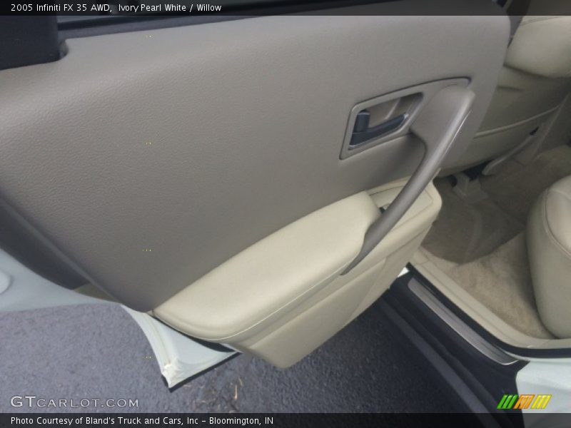 Ivory Pearl White / Willow 2005 Infiniti FX 35 AWD