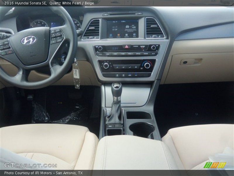 Quartz White Pearl / Beige 2016 Hyundai Sonata SE