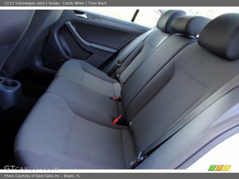 Candy White / Titan Black 2013 Volkswagen Jetta S Sedan