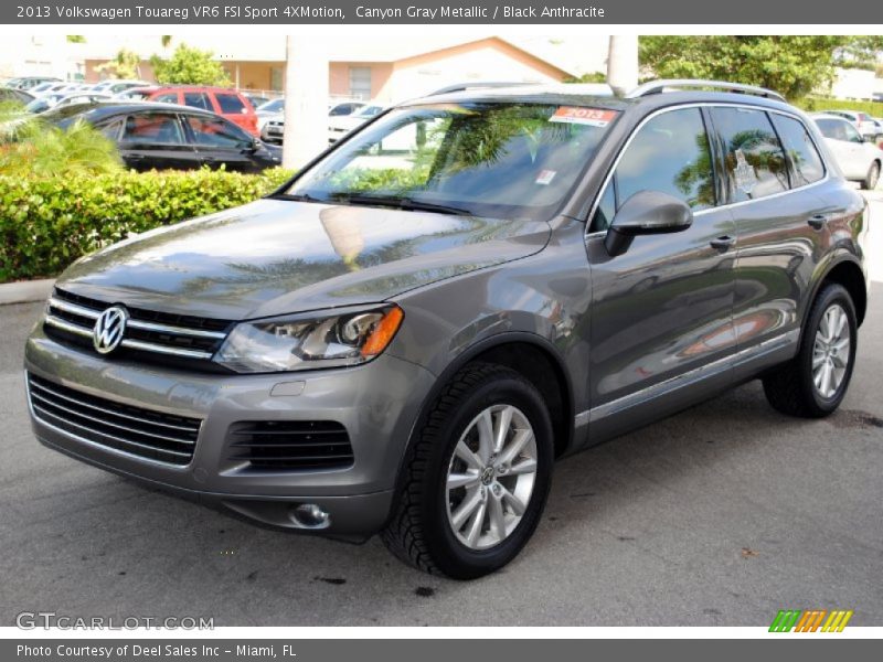 Canyon Gray Metallic / Black Anthracite 2013 Volkswagen Touareg VR6 FSI Sport 4XMotion