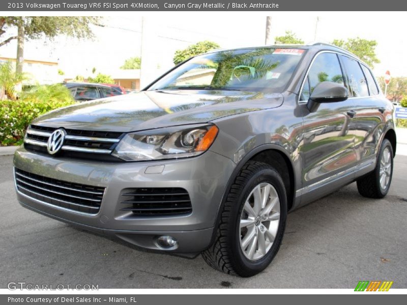 Canyon Gray Metallic / Black Anthracite 2013 Volkswagen Touareg VR6 FSI Sport 4XMotion