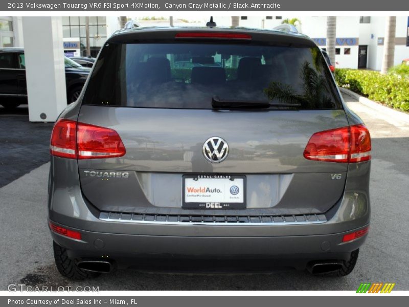 Canyon Gray Metallic / Black Anthracite 2013 Volkswagen Touareg VR6 FSI Sport 4XMotion