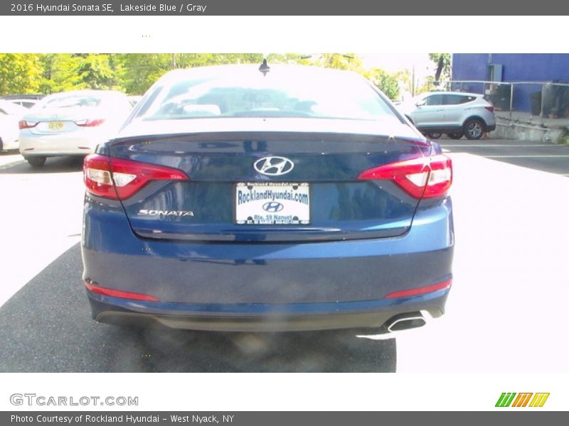 Lakeside Blue / Gray 2016 Hyundai Sonata SE