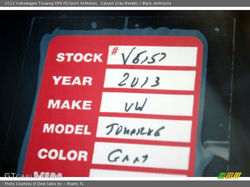 Canyon Gray Metallic / Black Anthracite 2013 Volkswagen Touareg VR6 FSI Sport 4XMotion