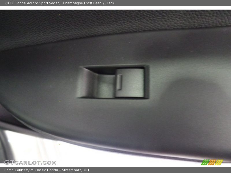 Champagne Frost Pearl / Black 2013 Honda Accord Sport Sedan