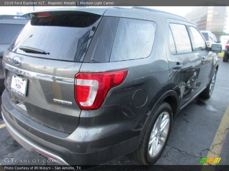 Magnetic Metallic / Medium Light Camel 2016 Ford Explorer XLT